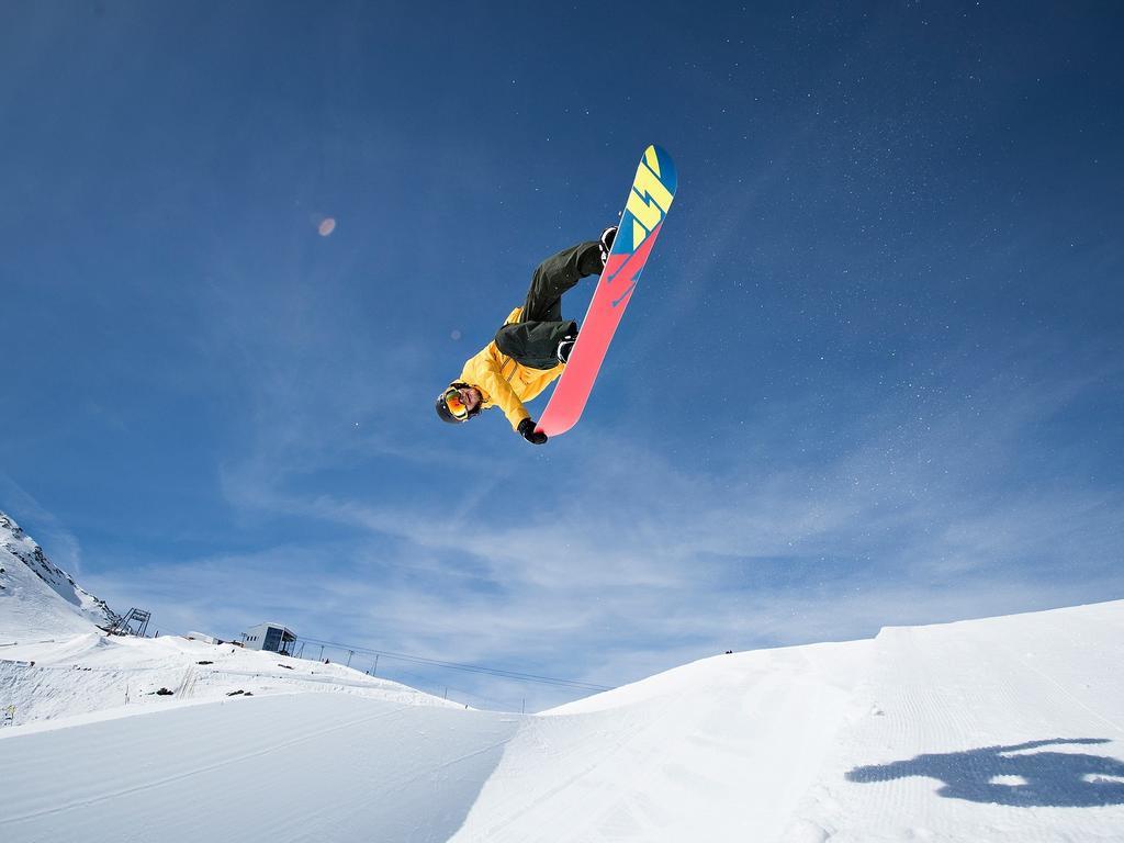 Conrad's Mountain 3*